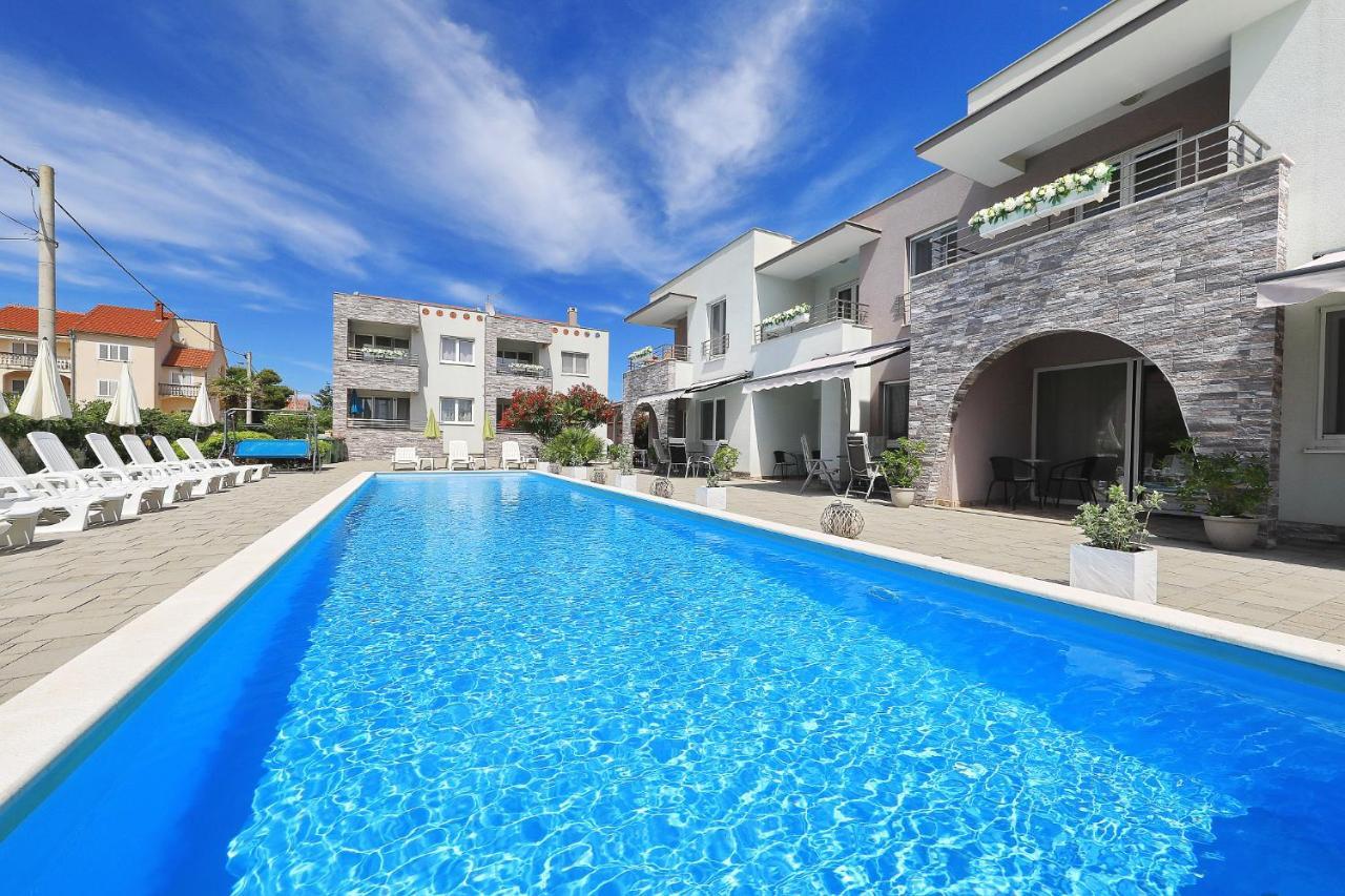 Apartments Punta Privlaka  Exterior photo